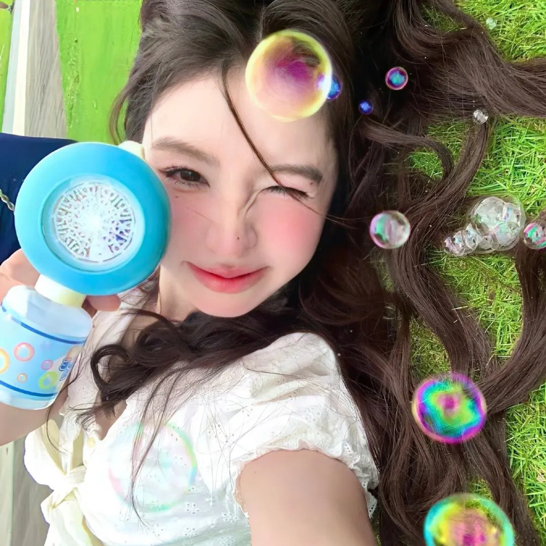汽油彩虹 海报